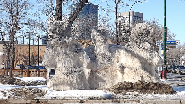 the melt - Main @ Broadway Snow Sculpture (year 3)