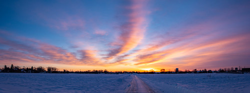 sunrise open sky clouds colorful winter morning dawn horizon panorama snow
