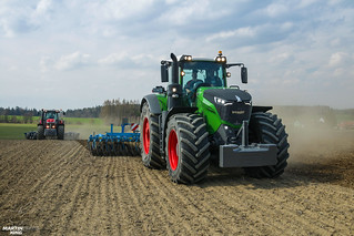 An unexpected encounter of AGCO brothers | FENDT // MASSEY FERGUSON | by martin_king.photo