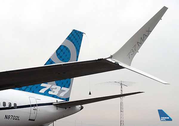 Boeing 737 MAX 8 tail (RD)