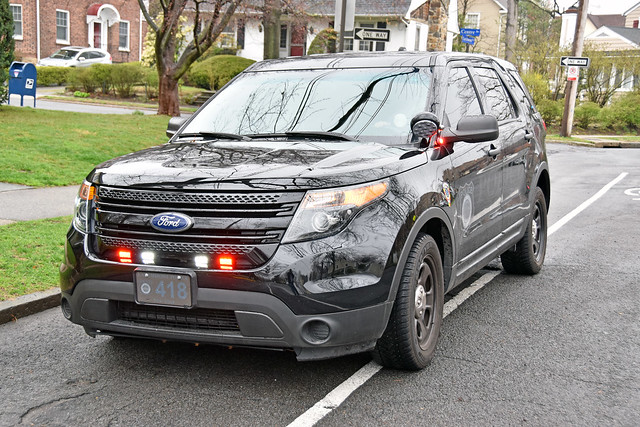 Picture Of Ghost Car 418 For The Village Of Larchmont New York Police Department - 2015 Ford Taurus Police Interceptor Utility - Car 418. Photo Taken Saturday April 13, 2019
