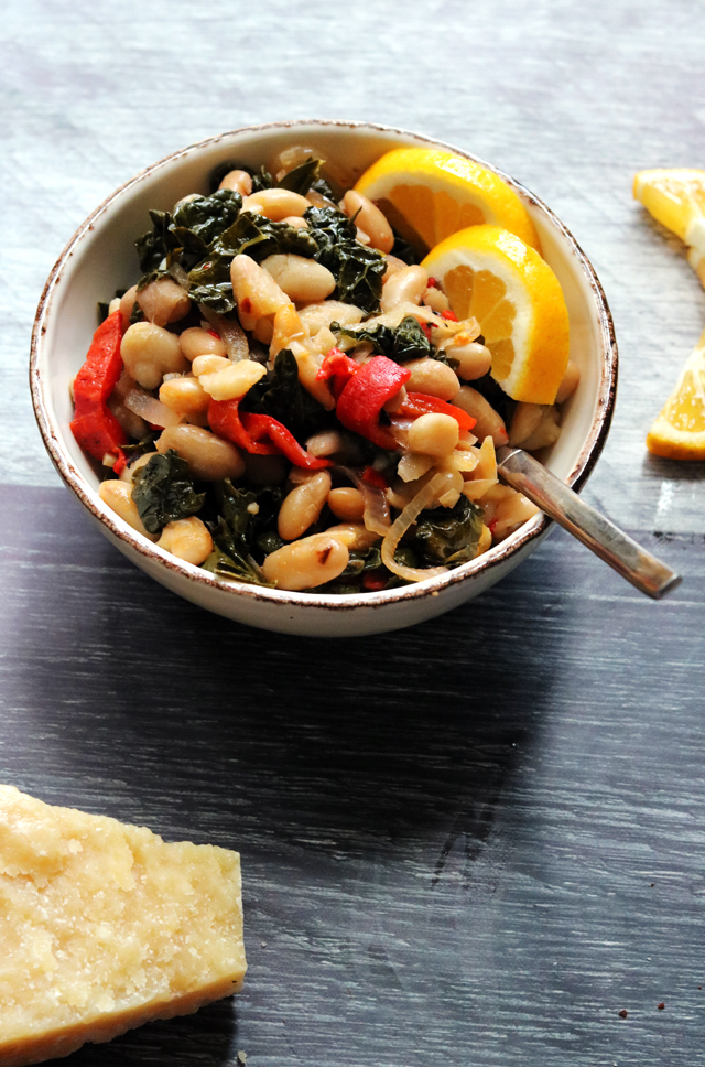 Sunny Cannellini Bean Salad with Roasted Red Peppers and Kale