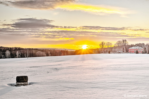 Winter sunset in Ebmath by GerWi, Snow field without tracesschneefeld snowfield sonne sun himmel sky sunset fz1000 winter