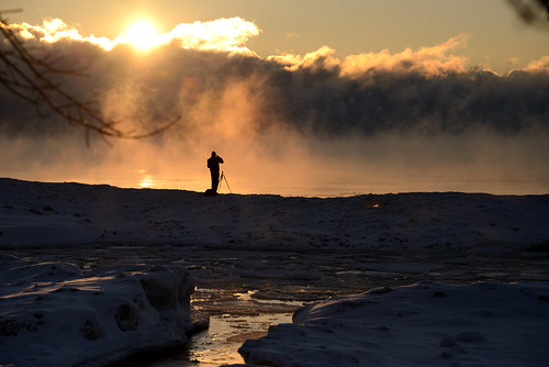 devilducmike arcticseasmoke frozenphotographer sheboygan lakemichigan steam sunrise