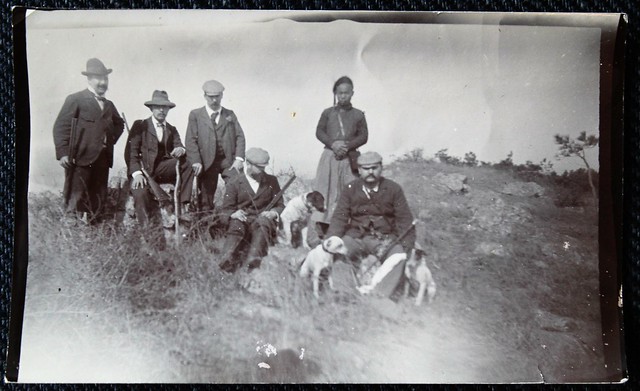Hunting group, Shanghai, ca. 1910