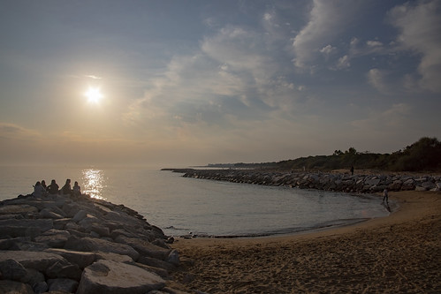 BIBIONE. TRAMONTO by FRANCO600D, IL MARE VISTO DA FARO DI PUNTA TAGLIAMENTO.


Il faro di Bibione o Punta Tagliamento sorge sulla spo