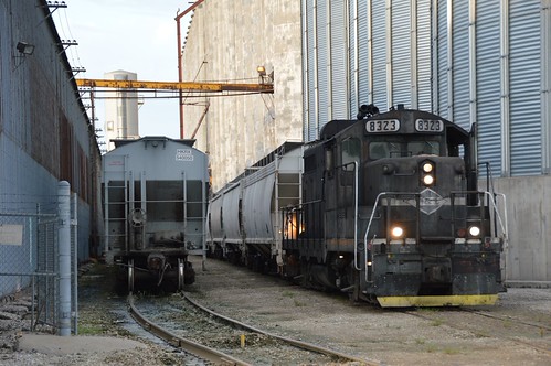 AGPX 8323 with conductor on the ground and in between, St … | Flickr