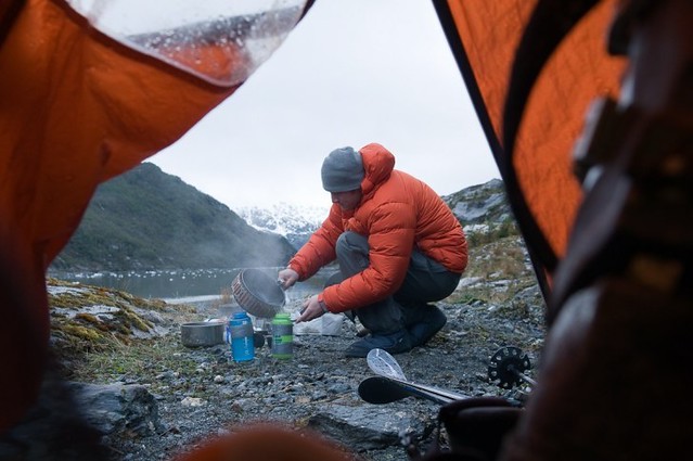 Top 19 Essential Items To Consider For Cold Camping Hacks!