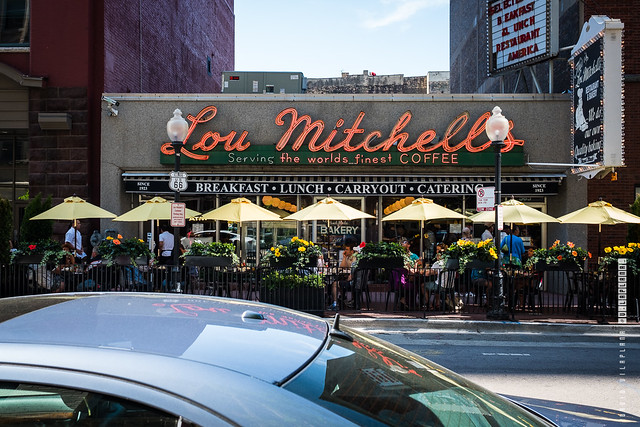 Popular Lou Mitchell's Restaurant in Chicago