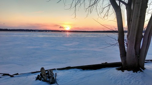 flx lakeeffect sunset winter cayugalake march