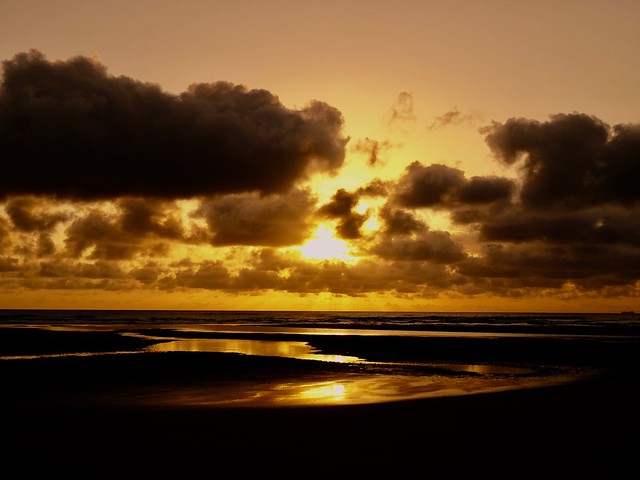 Farnborough Beach Early Morning overlooking Corio Bay