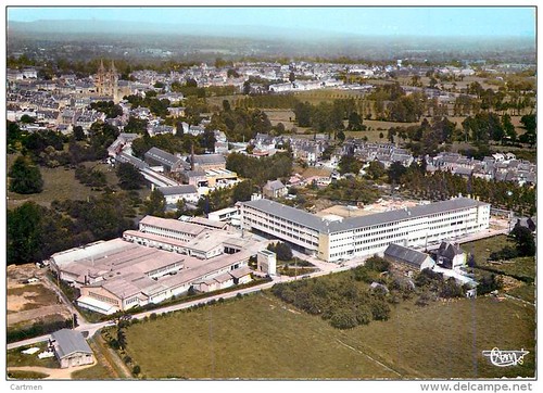 50 SAINT HILAIRE DU HARCOUET CENTRE D'APPRENTISSAGE VUE AERIENNE | by Mémoire2cité Vol 1