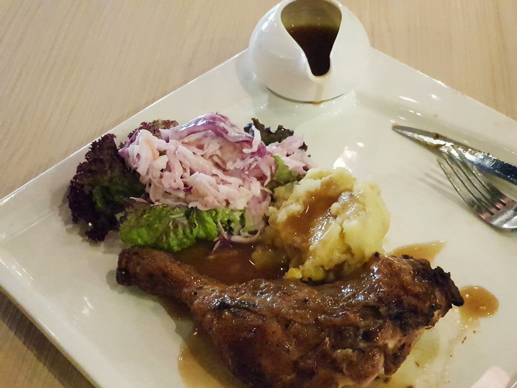 美国"卡津"香料烤鸡腿 Chicken bravo rm$16 @ Madeleine Cafe at Oasis Square, PJ Ara Damansara