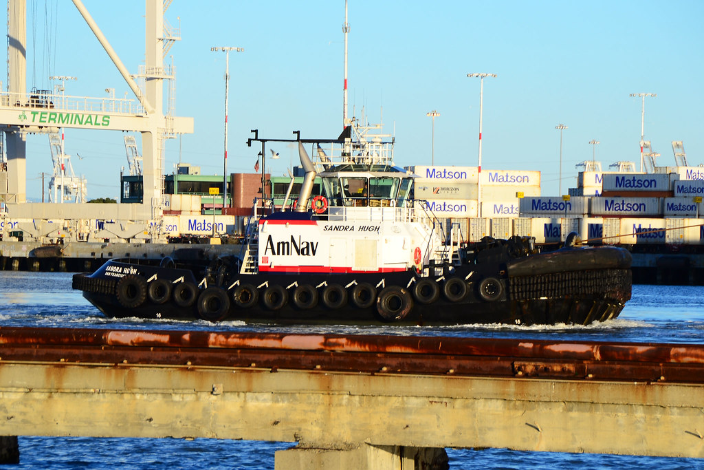 Tug Sandra Hugh, Port of Oakland | AmNav tug Sandra Hugh, as… | Flickr