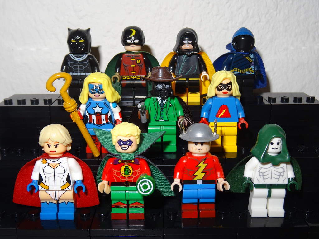Custom Liberty Belle DC Super heroes flash minifigures on lego bricks