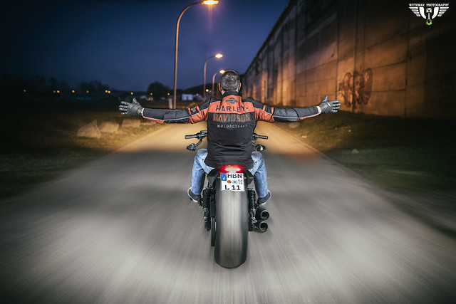 Harley Davidson night shooting