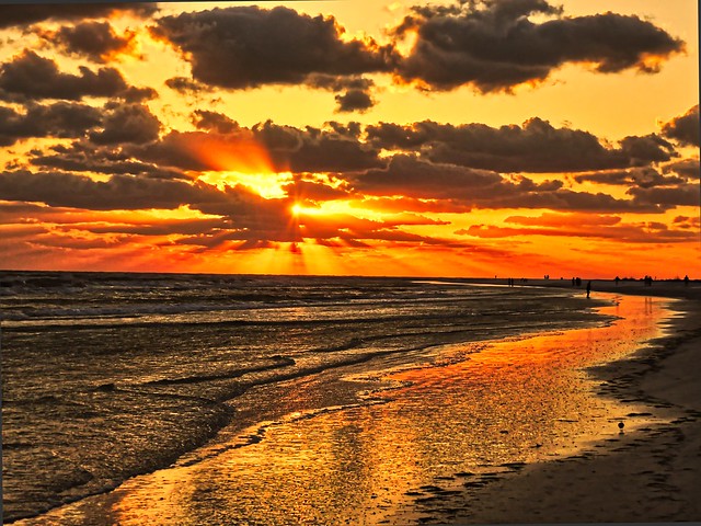 Spectacular sunset over Siesta Beach Florida