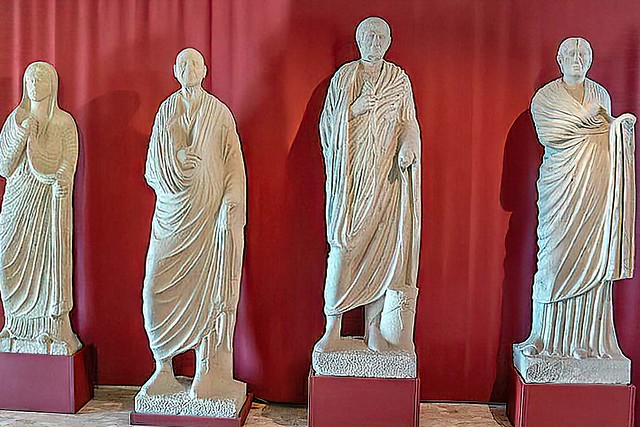Funerals 1st century CE Roman funeral statues at the Archaeological Museum in Aquileia WM Wolfgang Sauber 1200X800