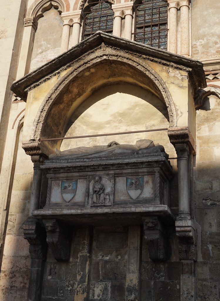 Arche sépulchrale d'Aventino Fracastoro