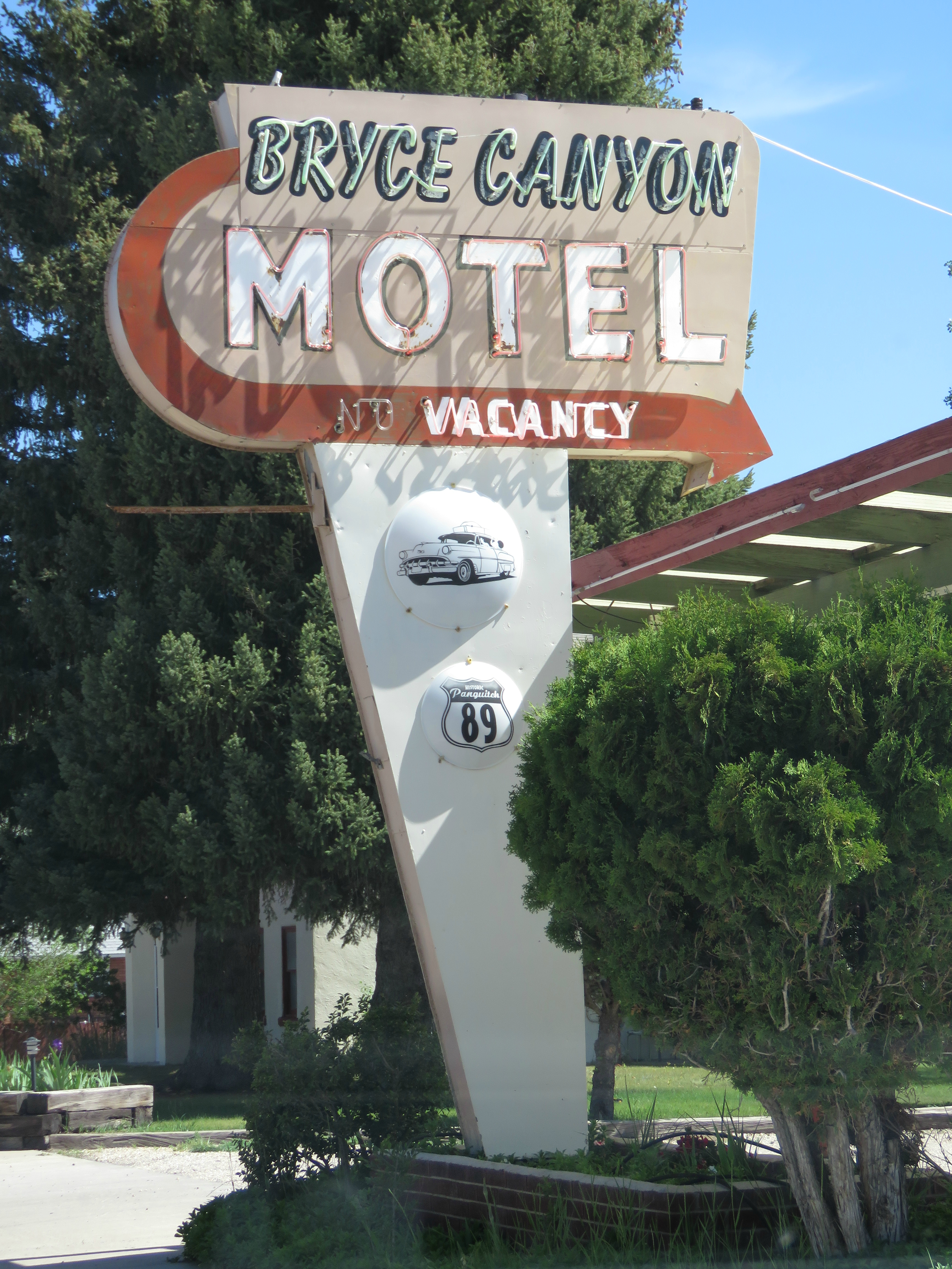 Bryce Canyon Motel - 308 North Main Street, Panguitch, Utah U.S.A. - March 3, 2018