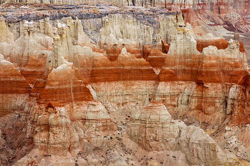 coalminecanyon coal mine canyon arizona highway264 millemarkers336and337 landscape desertlandscape colorfullandscape navajoreservation hopireservation northernarizona strata sandstone
