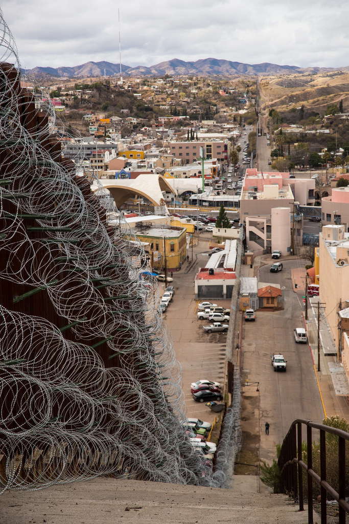 Nogales Border Wall and Concertina Wire | Layers of Concerti… | Flickr