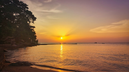 sunset dusk twilight dawn horizon over water jetty dramatic sky seascape coastline sundown thailand naklua pattaya