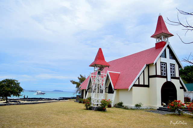 Eglise au toit Rouge du Cap Malheureux