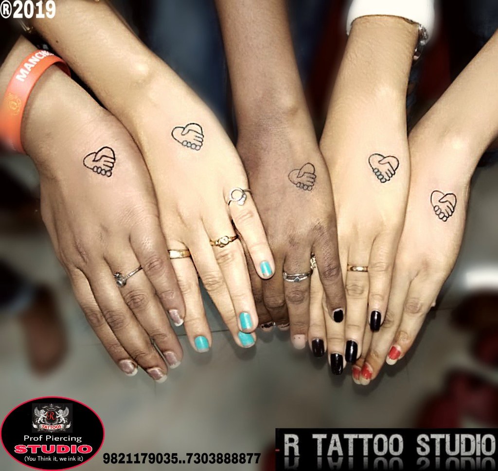 25 Tattoos That Celebrate the Unbreakable Bond Between BFFs (PHOTOS) |  CafeMom.com