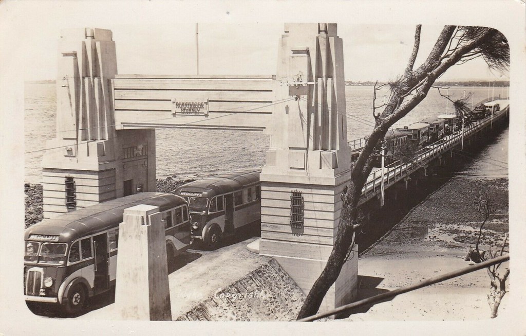 Redcliffe Bridge Traffic on the Hornibrook Bridge to Redcliffe, Qld - circa⦠| Flickr