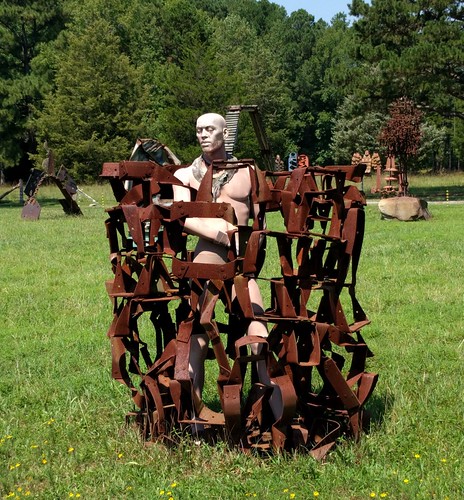 publicart folkart junkart virginia outdoorsculpture outdoorart halifaxcounty bobcagesculpturefarm bobcage