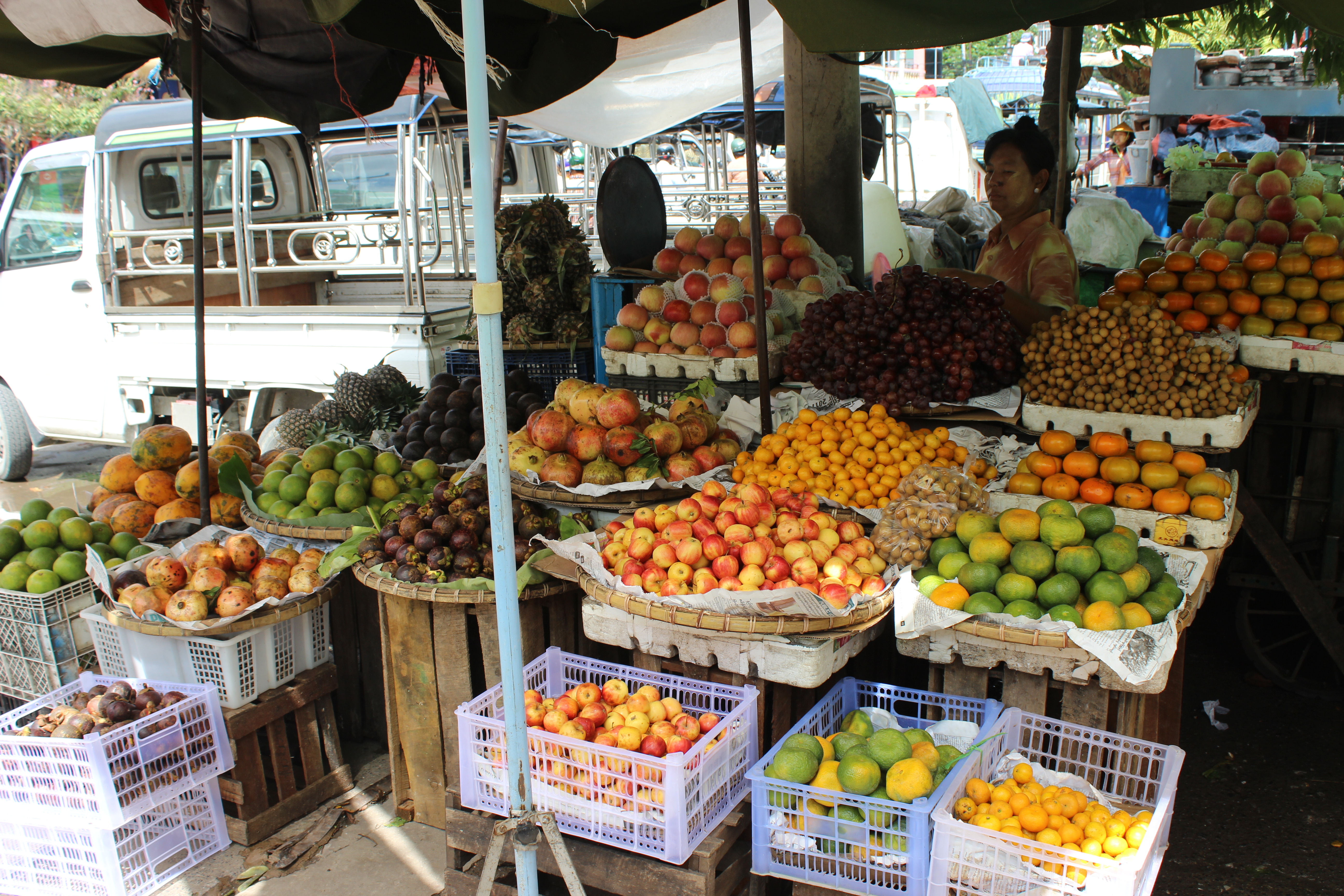 Mann Thiri Market 27