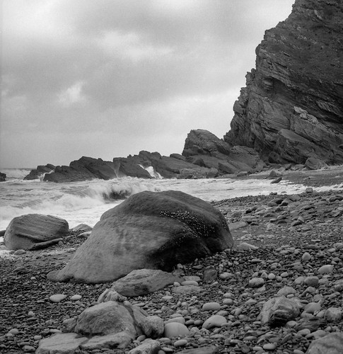 barnacles beach blackandwhite cliffs coast diydeveloped film hasseblad hasseblad500cm headonsmouth ilforddelta100 nationaltrust rocks sea exmoor devon