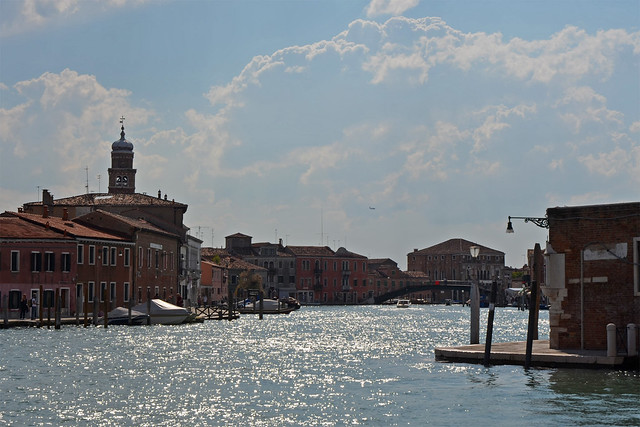 2013.05.29.096 VENISE - Isola de Murano - Contre-jour sur le canale Dei Ponte Lungo
