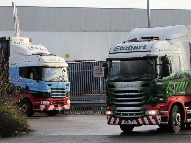 Going Head To Head , Malcolm Logistics Scania G450 (L642) & Eddie Stobart Scania R450 (Chloe Stella)
