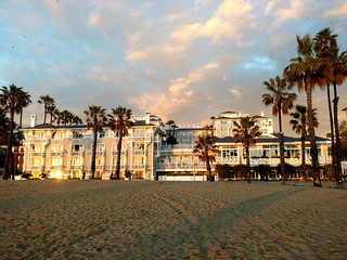 Santa Monica Beach Architecture