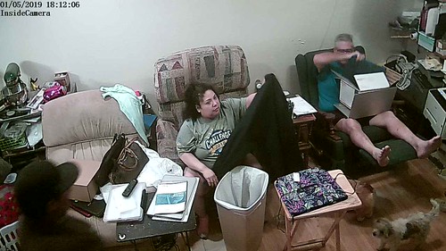 IPCamera alarm:InsideCamera detected alarm at 2019-1-5 18:12:07 | by inside.camera