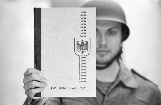 Bundeswehramt - Symbolbild (analog)