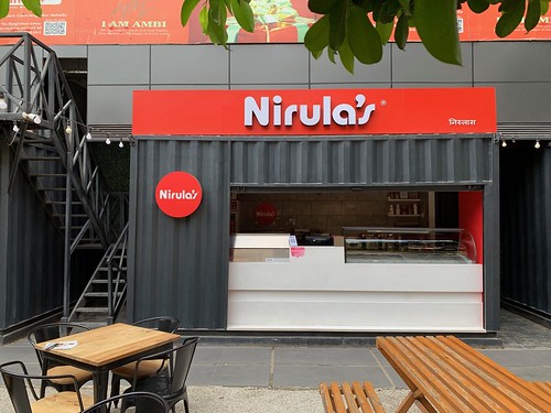 City Food - Nirula's Hot Chocolate Fudge, Hawker Street, Ambience Mall