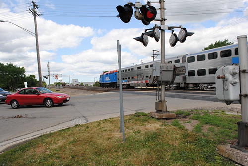 GS24_car stopped_Metra_at grade | by CREATE Program