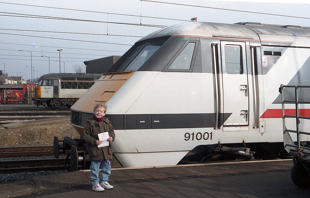 56057 91001 - Peterborough - January 1994