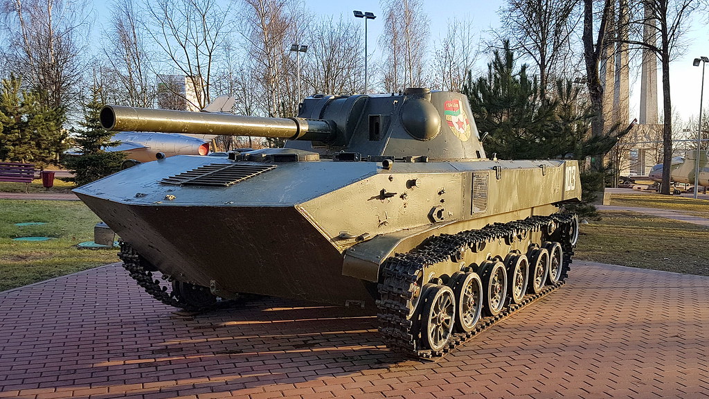 Tanks & Armoured vehicles