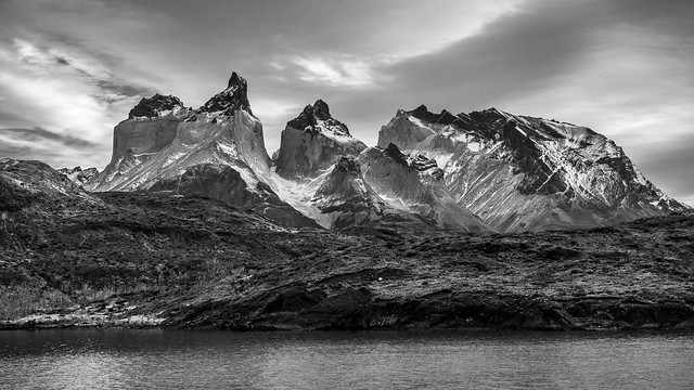 Los Cuernos and Monte Almirante Nieto, Torres del Paine