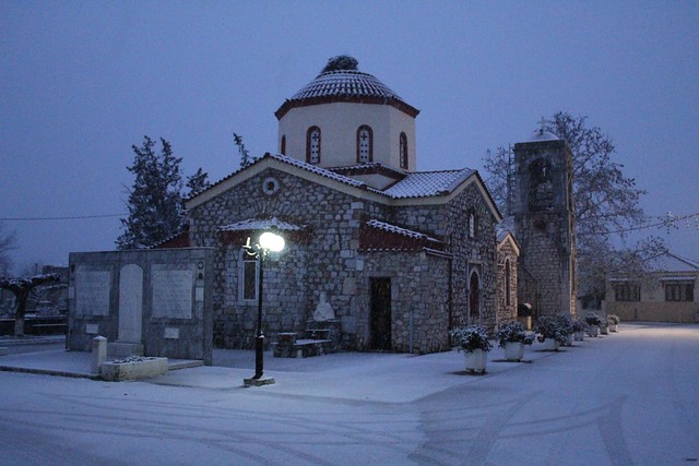 Ι. Ναός Αγίου Σπυρίδωνα, στο ομώνυμο χωριό της Βοιωτίας. (Greece, Viotia, Agios Spyridonas).