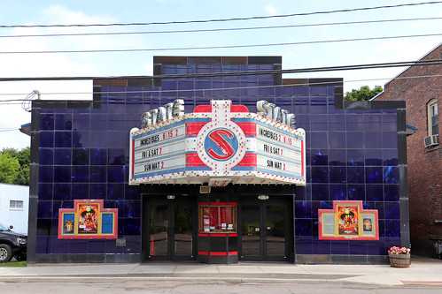 newyorkstate deposit depositnewyork upstate upstatenewyork movietheater statetheater vitrolite marquee