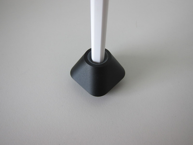 Flosku Jamal Stylus Stand - With Apple Pencil