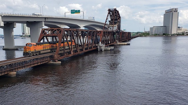 NS 210 crossing the St. Johns River with BNSF power.