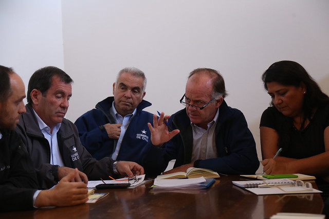 Ministro Walker y Subsecretario Alfonso Vargas se reúnen con Asociación de agricultores de Quillota y Marga - Marga