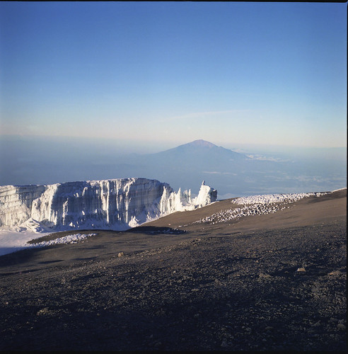 tanzania kilimanjaro kibo uhuru peak 5895m yashicamat124 120 mount meru rebmann glacier