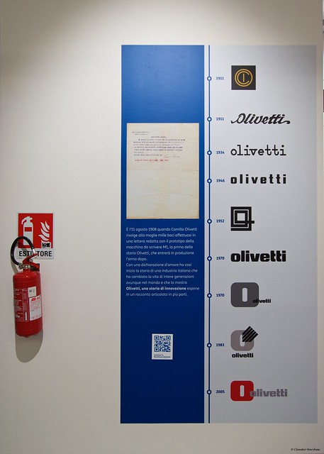 IMGP5883 Evolution of the Logo, Mostra Olivetti
